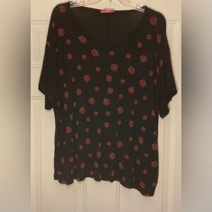 🖤🌹🖤Ragdoll Black with Red Roses Floral Short Sleeve Top